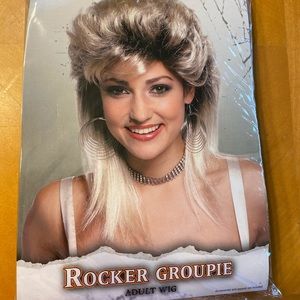 Halloween wig! Rocker chick